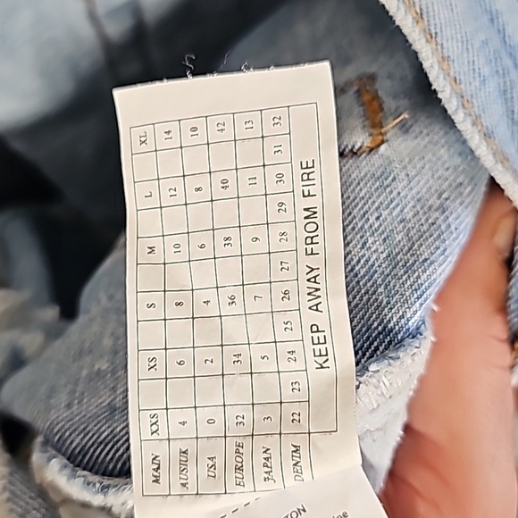 One By a one Teaspoon Ripped Jeans - Picture 8 of 9